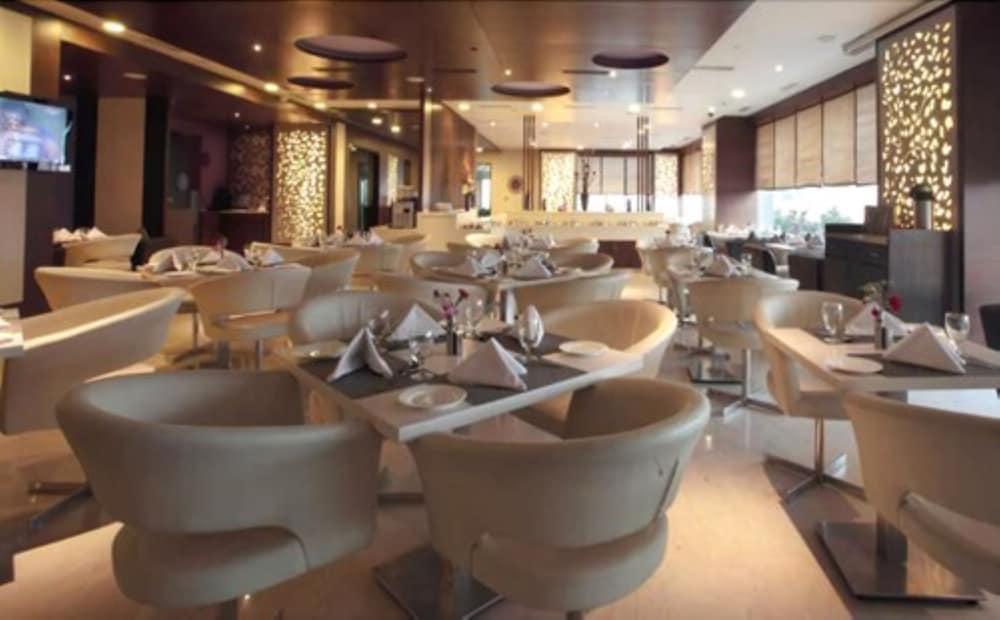 Daspalla Hyderabad Exterior photo