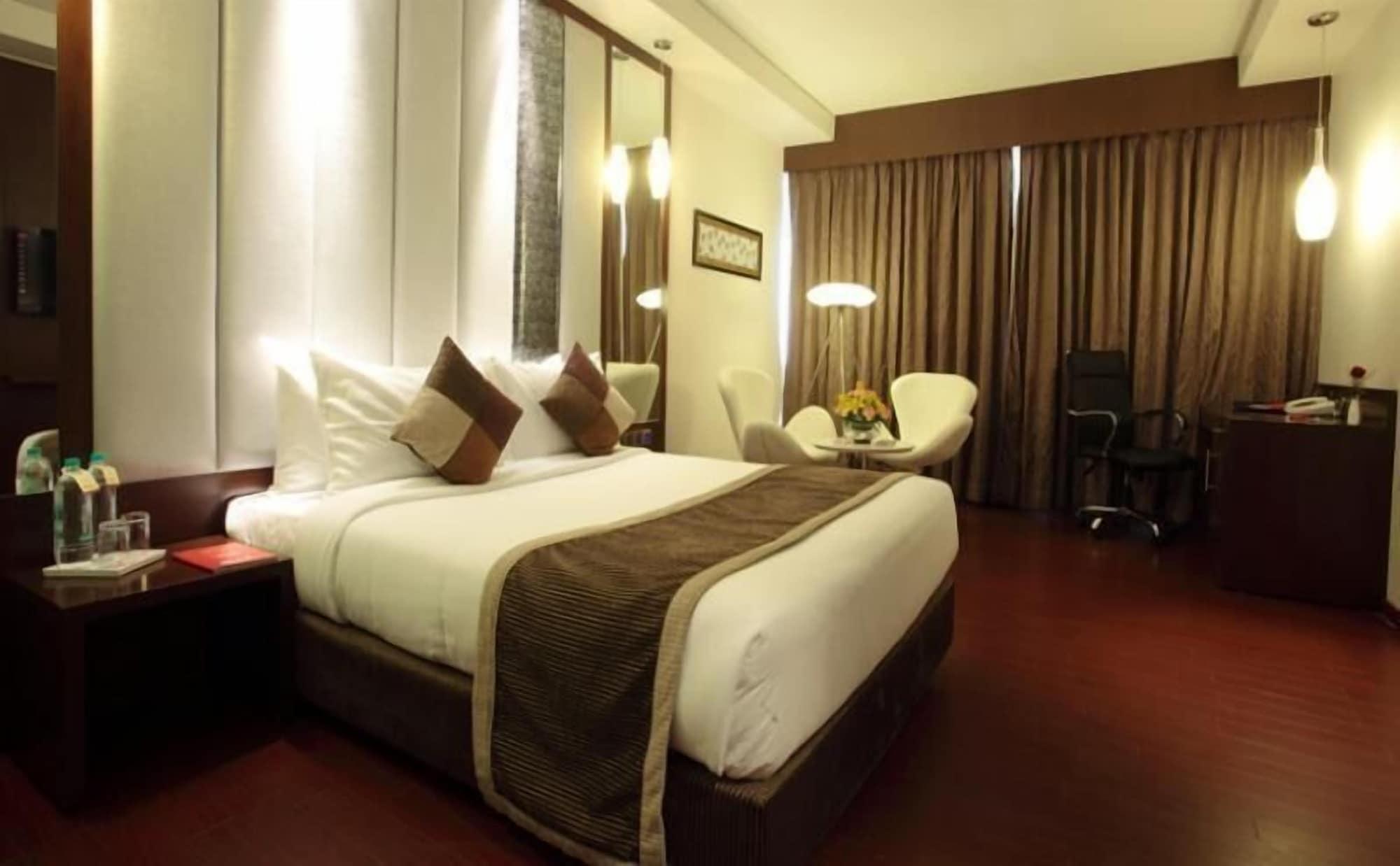 Daspalla Hyderabad Exterior photo