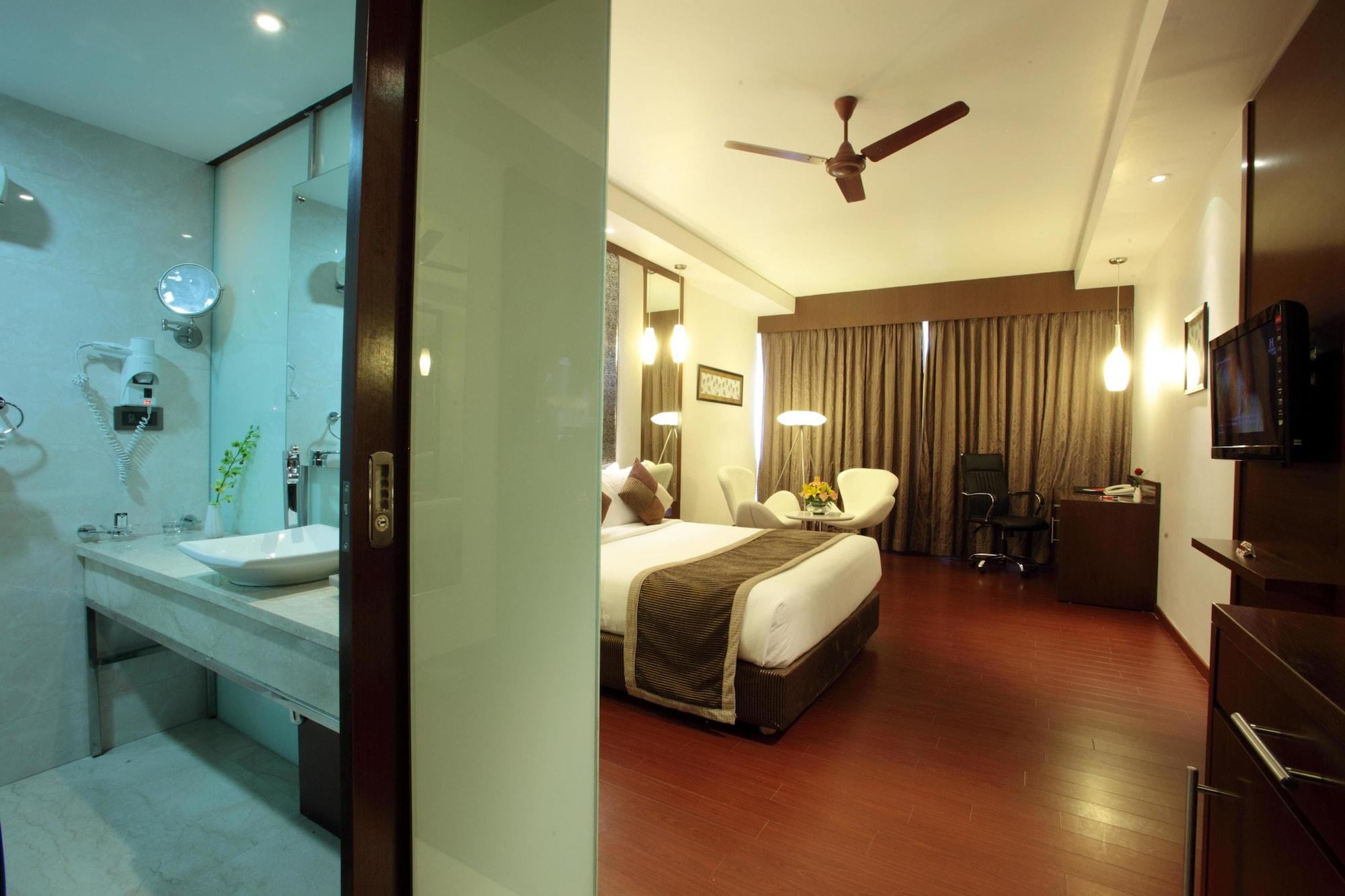 Daspalla Hyderabad Exterior photo