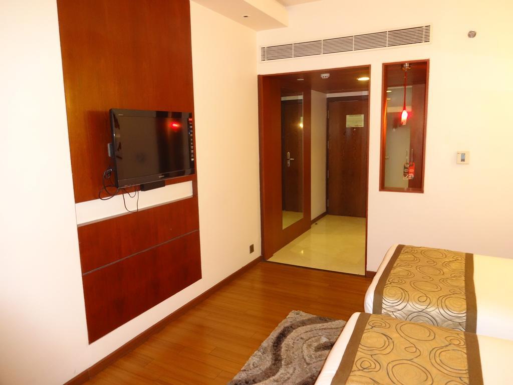 Daspalla Hyderabad Exterior photo